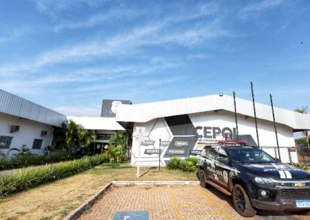 Militar do Exército morre ao furar a preferencial e bater em picape