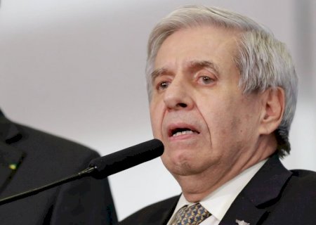 General Heleno passa por exames após prisão e diz sofrer de Alzheimer desde 2018