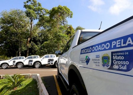 Governo entrega novos veículos para Vigilância em Saúde