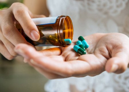 Uso de remédio controlado sem receita e em altas doses pode causar coma, dizem especialistas
