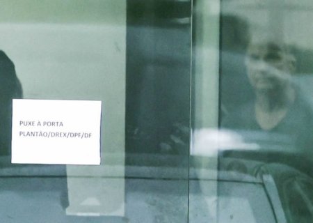 Moraes libera comida externa para Bolsonaro sob controle da PF