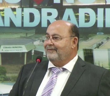 Vereador Dito Machado cobra transparência sobre CCZ e contratações do Mutirão da Dengue
