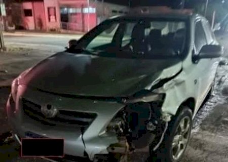 Acidente entre carro e moto deixa uma vítima fatal