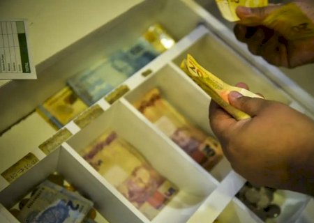 Caixa começa a pagar saldo do FGTS retido pelo saque-aniversário