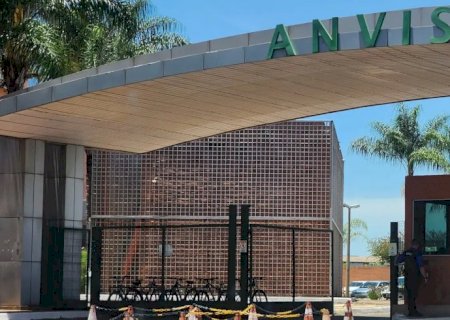 Anvisa proíbe fabricação e venda de suplementos com ora-pro-nóbis