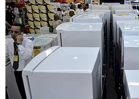 Vendas no comércio voltam a ganhar fôlego e crescem 0,5% em outubro