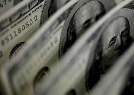 Dólar sobe para R$ 5,24 após indicação de Trump ao BC dos EUA