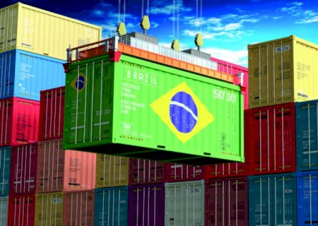 Tarifa anunciada pelos EUA sobre países que negociam com Irã pode atingir o Brasil