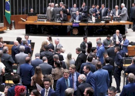 Projeto antifac&ccedil;&atilde;o &eacute; aprovado na C&acirc;mara e segue para san&ccedil;&atilde;o