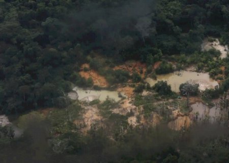 Congresso tem 2 anos para autorizar indígenas explorar mineração legal