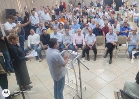 Empresários tiram dúvidas sobre 'Regularize Já' em reunião com governador