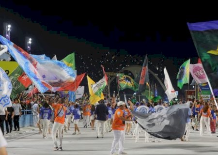 Apesar de pressão, desfile pró-Lula terá Janja em destaque