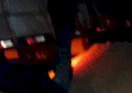 Acidente entre ônibus e carreta deixa um morto e três feridos na BR-267