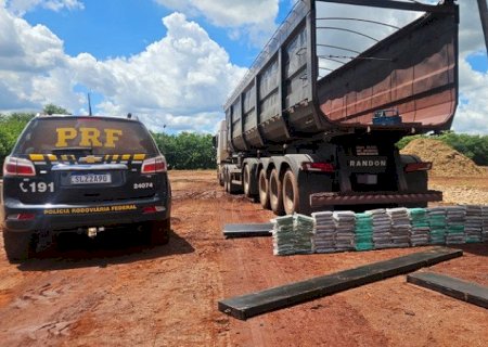 Caminhão levava 182 quilos de cocaína escondidos em carga de minério de ferro