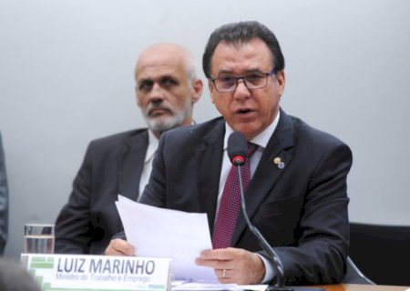 Governo pode enviar novo projeto com urgência para acelerar o fim da escala 6×1, diz Marinho