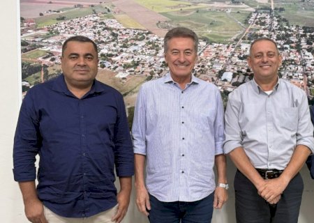 Deputado Roberto Hashioka reforça parceria com Taquarussu durante visita à Prefeitura