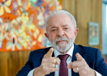 'Não podemos nos conformar com homens matando mulheres', diz Lula