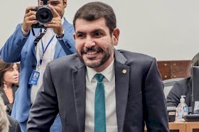 Projeto Jamilson Name que amplia conscientização sobre depressão infantil avança na Assembleia Legislativa