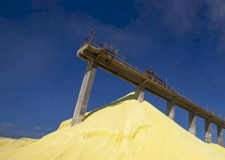 Guerra amplia atraso na comercialização de fertilizantes no Brasil