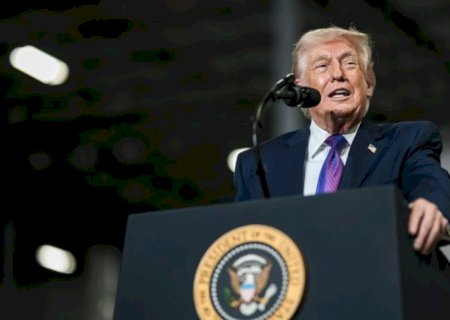 Trump ameaça posicionar agentes da ICE em aeroportos dos EUA