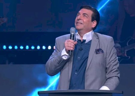 Pastor faz campanha para comprar seu próprio jato