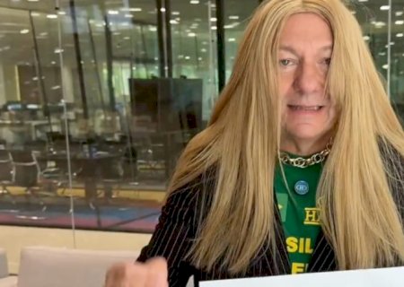Luciano Hang coloca peruca loira para criticar Erika Hilton
