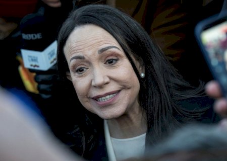 Líder opositora María Corina Machado diz que retornará à Venezuela ’em poucas semanas’
