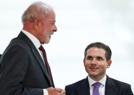 Lula mantém urgência para projeto do fim da escala 6x1 após ruído com Motta