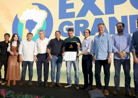 Deputados participam de abertura da Expogrande e inauguram estande da ALEMS