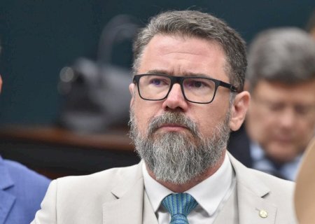 Conselho de Ética analisa processo contra deputado Polllon que xingou Motta na próxima terça-feira
