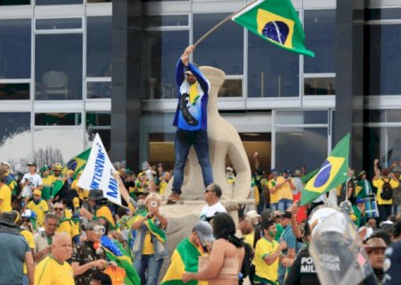 Congresso derruba veto ao PL da Dosimetria e impõe nova derrota a Lula