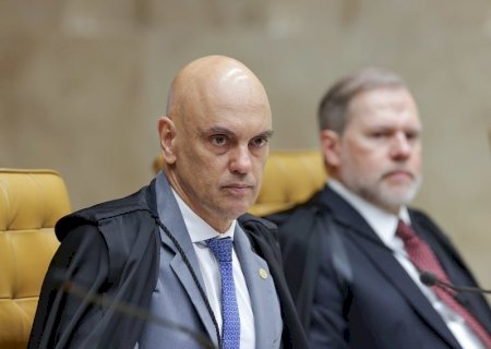 Fachin barra tentativa de declarar Moraes suspeito em processo sobre a Petrobras