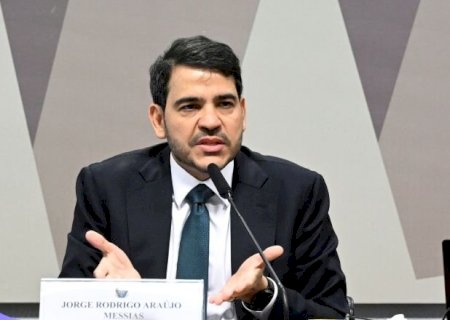 Messias cita inquérito das fake news de Moraes e diz que “ninguém pode ser investigado a vida toda”
