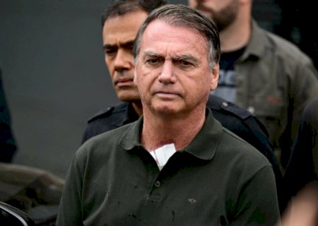 PGR se manifesta a favor de pedido de Bolsonaro para realizar mais uma cirurgia