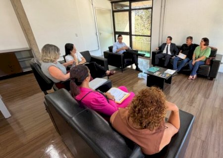 Assistência social discute correção de distorções na carreira em reunião com o governo