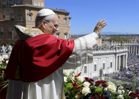 'Estamos nos tornando indiferentes à violência', alerta Papa Leão XIV