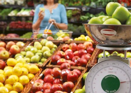 Vale a pena mudar a dieta depois dos 60 para evitar Alzheimer? Pesquisa explica