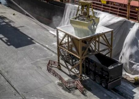 Disponibilidade de fertilizante deve cair a nível recorde este ano