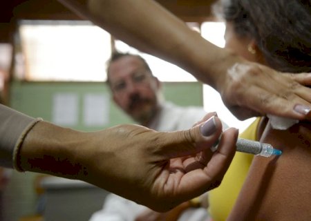 Empresas deverão informar trabalhadores sobre cânceres e vacina