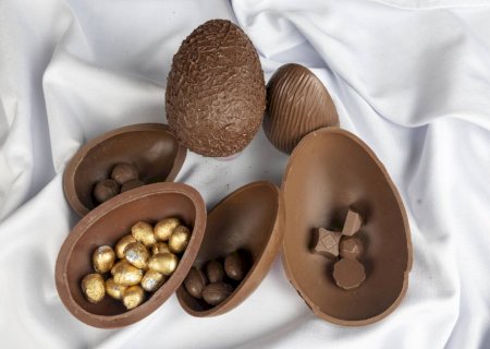 Apesar dos benefícios, consumo de chocolate amargo também pede cautela