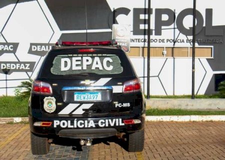 Faxineiro é atingido por três tiros e socorrido por vizinhos