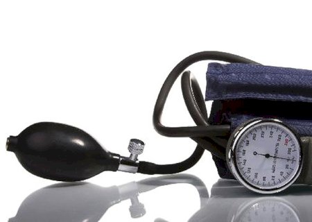 Sua pressão não baixa por nada? Esse novo tipo de remédio poderá ser a solução