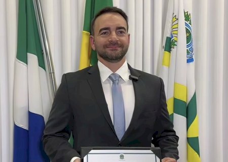 João César é exonerado do Governo para assumir mandato de deputado