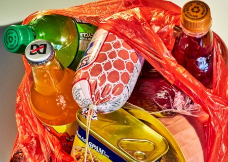 Número de consumidores abusivos de álcool deve crescer no Brasil, enquanto tabagismo tende a cair, aponta estudo
