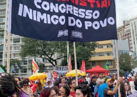 Após derrotas de Lula, esquerda retoma ofensiva contra ‘Congresso inimigo do povo’
