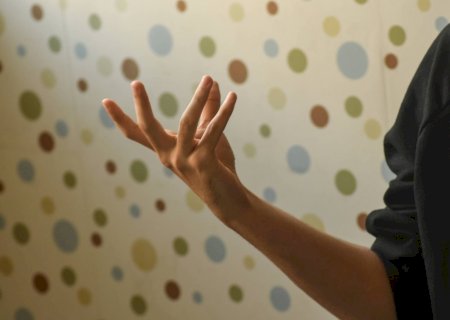 Debate sobre TEA expõe tensão entre autistas nível 1 e pais dos casos severos