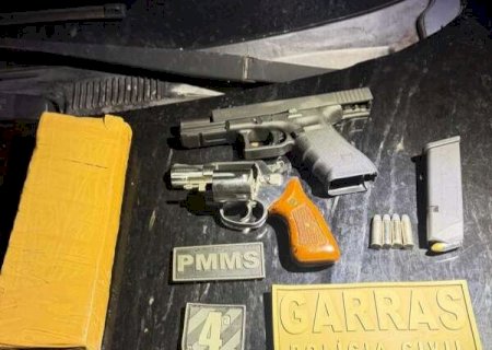 Dupla morta em abordagem levava armas para guerra entre facções, diz polícia