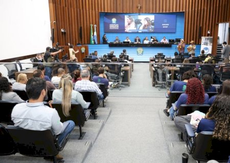 IV Seminário do Leite: Evento debate benefícios à saúde e avanço da produção                  Importância do alimento a quem busca emagrecer foi um dos temas debatidos no encontro