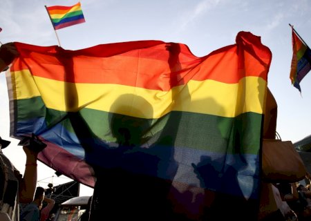 Discriminação contra população LGBT+ saiu dos manuais médicos, mas persiste nos algoritmos
