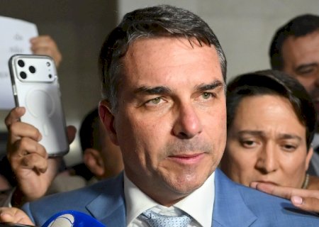‘É um erro atribuir isso ao Flávio’, diz ex-embaixador sobre decisão de Trump